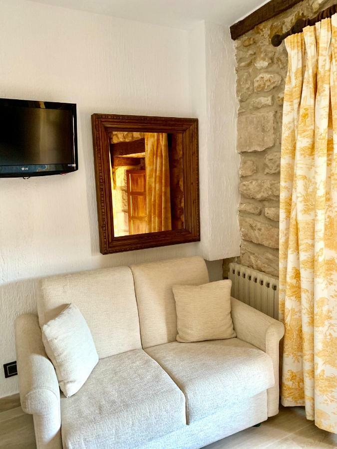 Hotel Tres Coronas De Silos Santo Domingo De Silos Εξωτερικό φωτογραφία