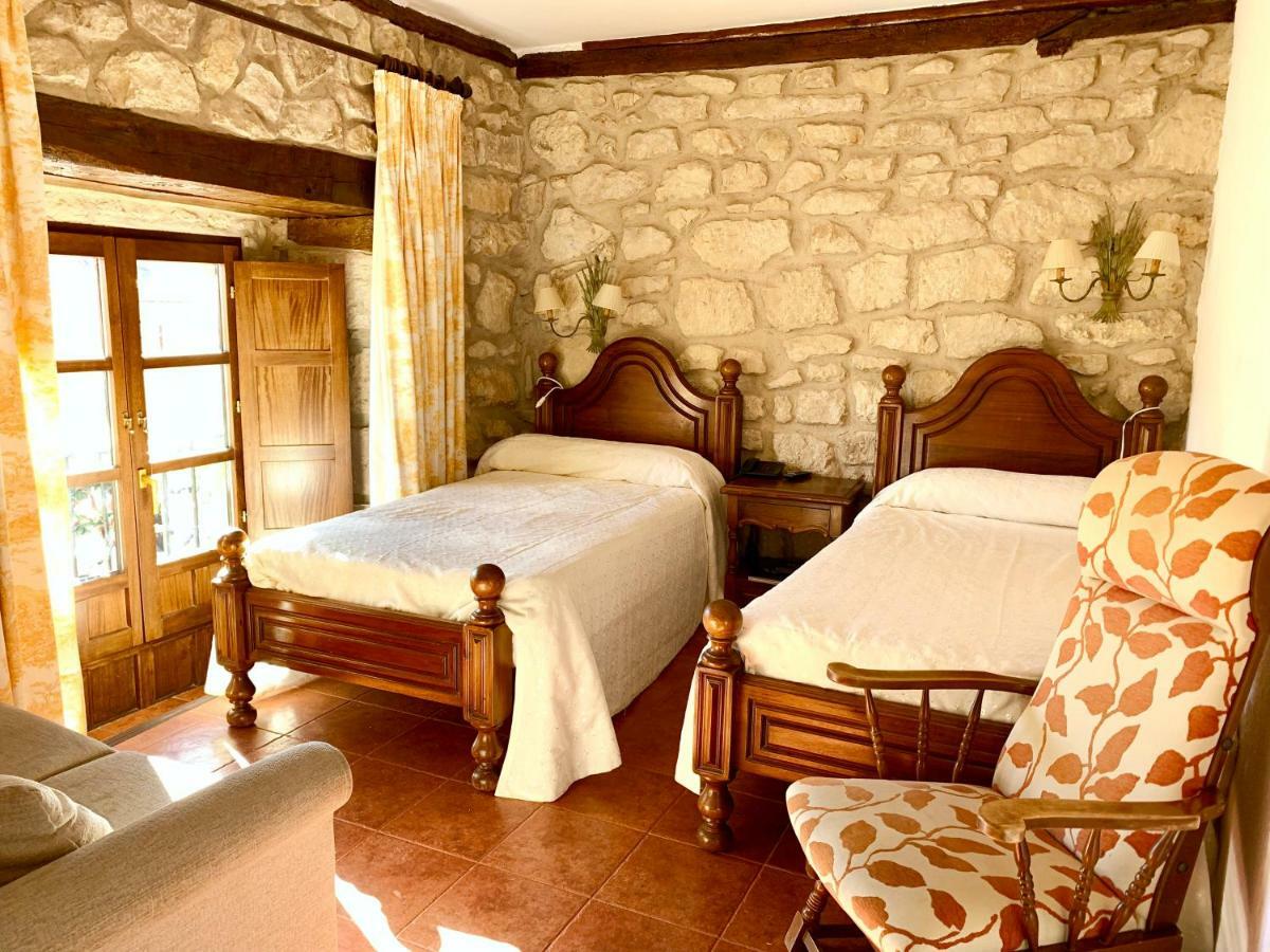 Hotel Tres Coronas De Silos Santo Domingo De Silos Εξωτερικό φωτογραφία